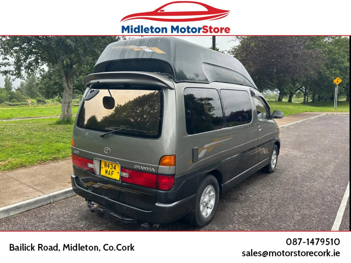 Toyota HiAce 3.0D Auto Granvia Camper - Image 4