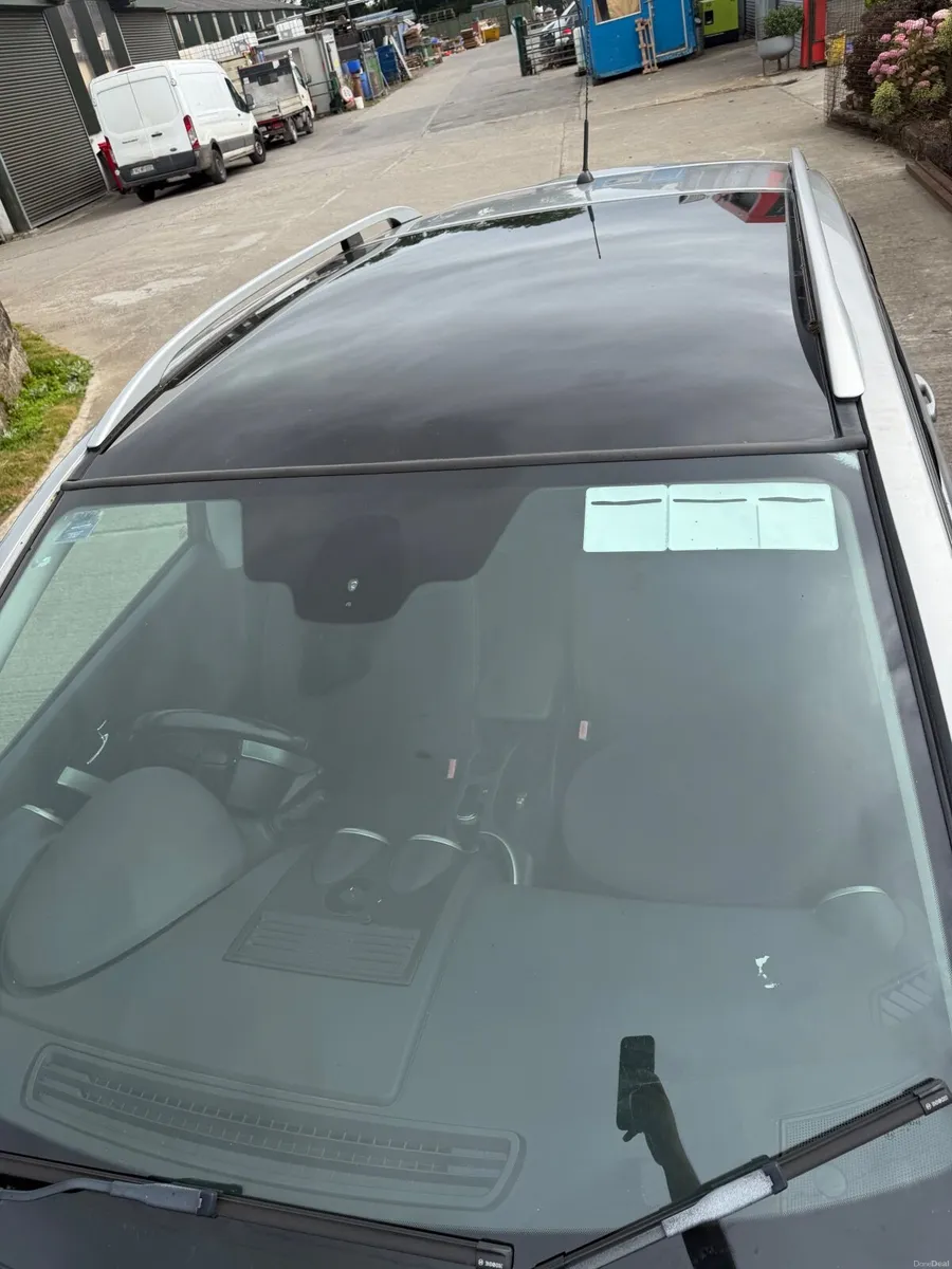 Nissan Qashqai 2010Manual 1.5 diesel - Image 2