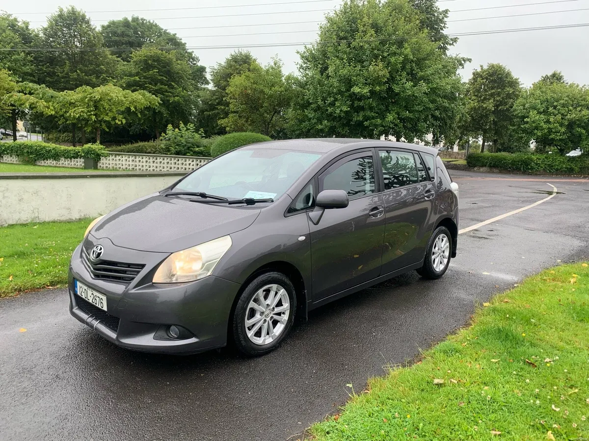 2012 Toyota Verso 2.0 D4D NCT 11-26 - Image 3
