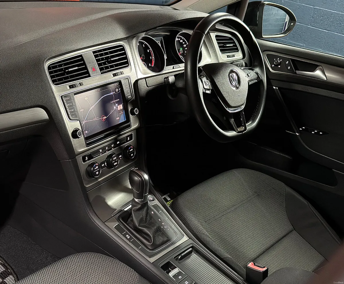 2017 Volkswagen Golf 1.2TSi Petrol Auto DSG KITTED - Image 4