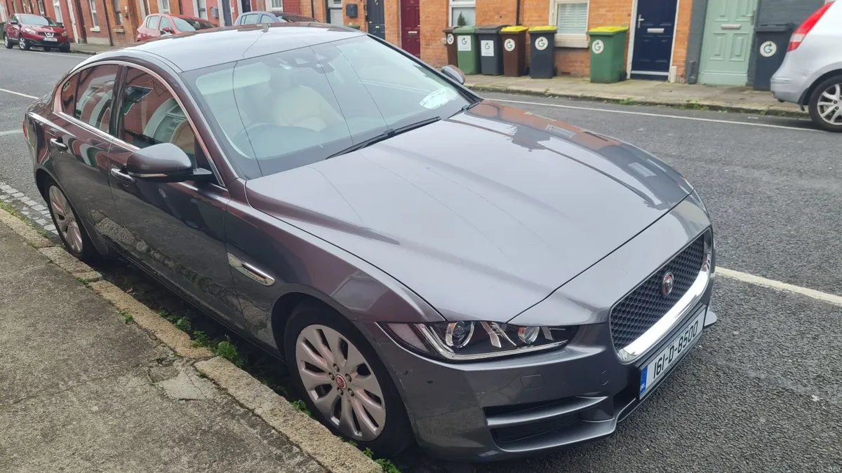 Jaguar XE 2016 - Image 6