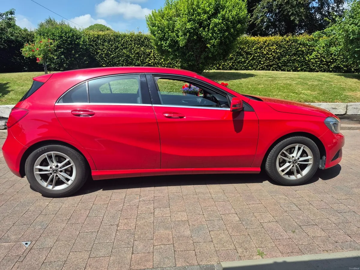 Mercedes-Benz A-Class 2015 - Image 3
