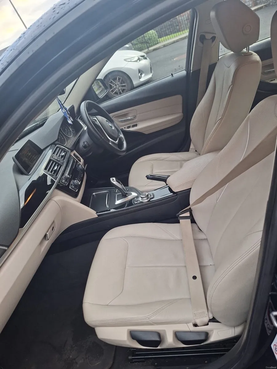 2016 BMW 3 Series automatic transmission - Image 3