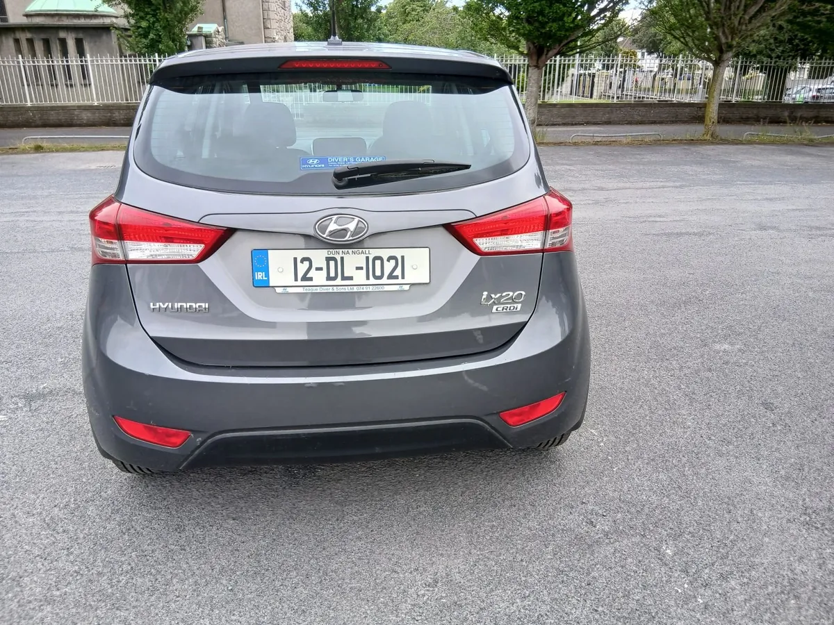 Hyundai ix20 2012 Low mileage - Image 4