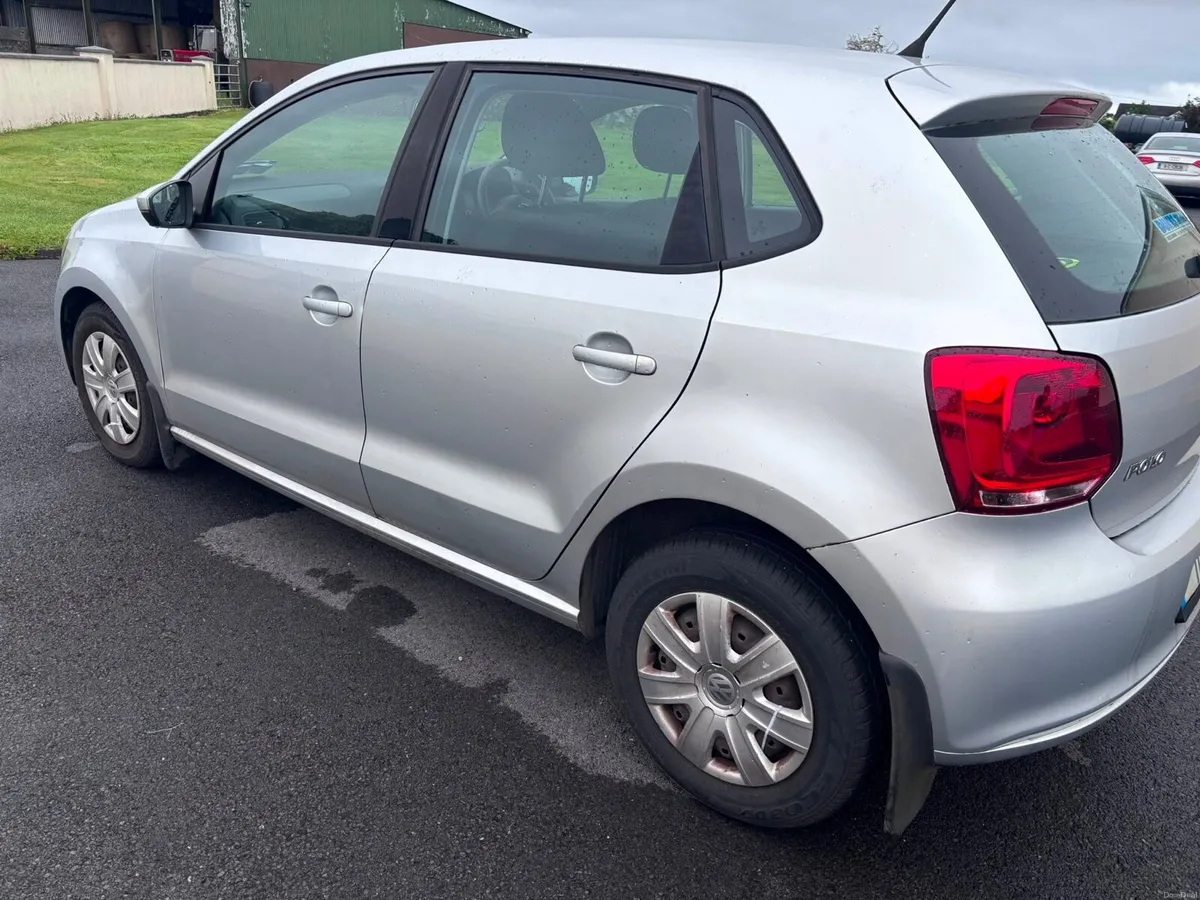 Volkswagen polo - Image 3