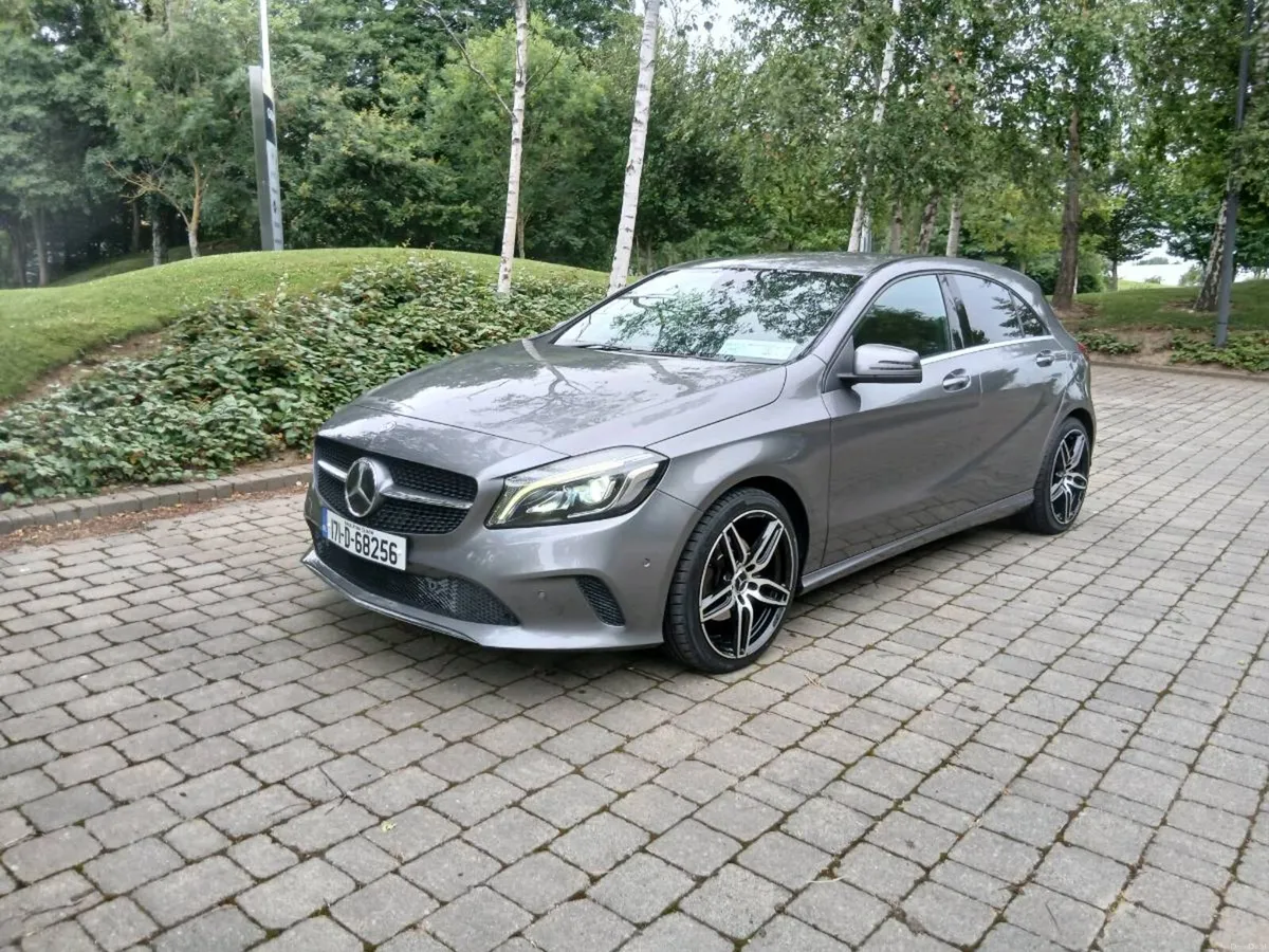 Mercedes A180 AUTOMATIC - Image 4