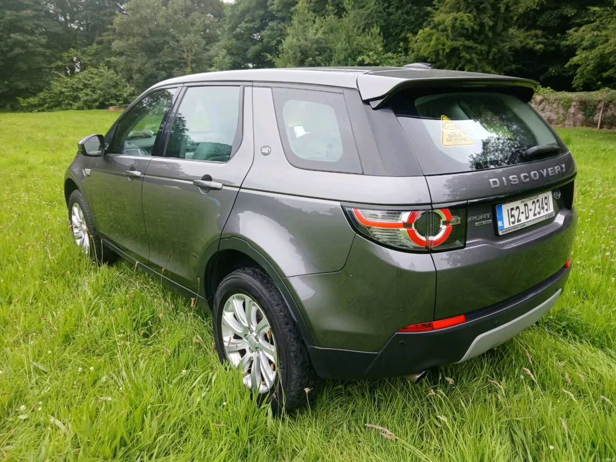LAND-ROVER DISCOVERY SPORTS HSE - Image 4