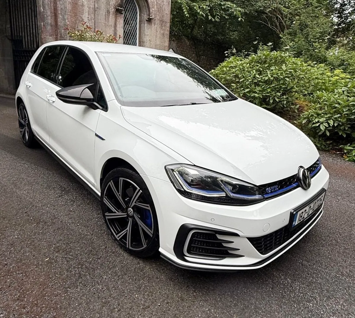 SPOTLESS SPORTY GOLF GTE 2018 - Image 1