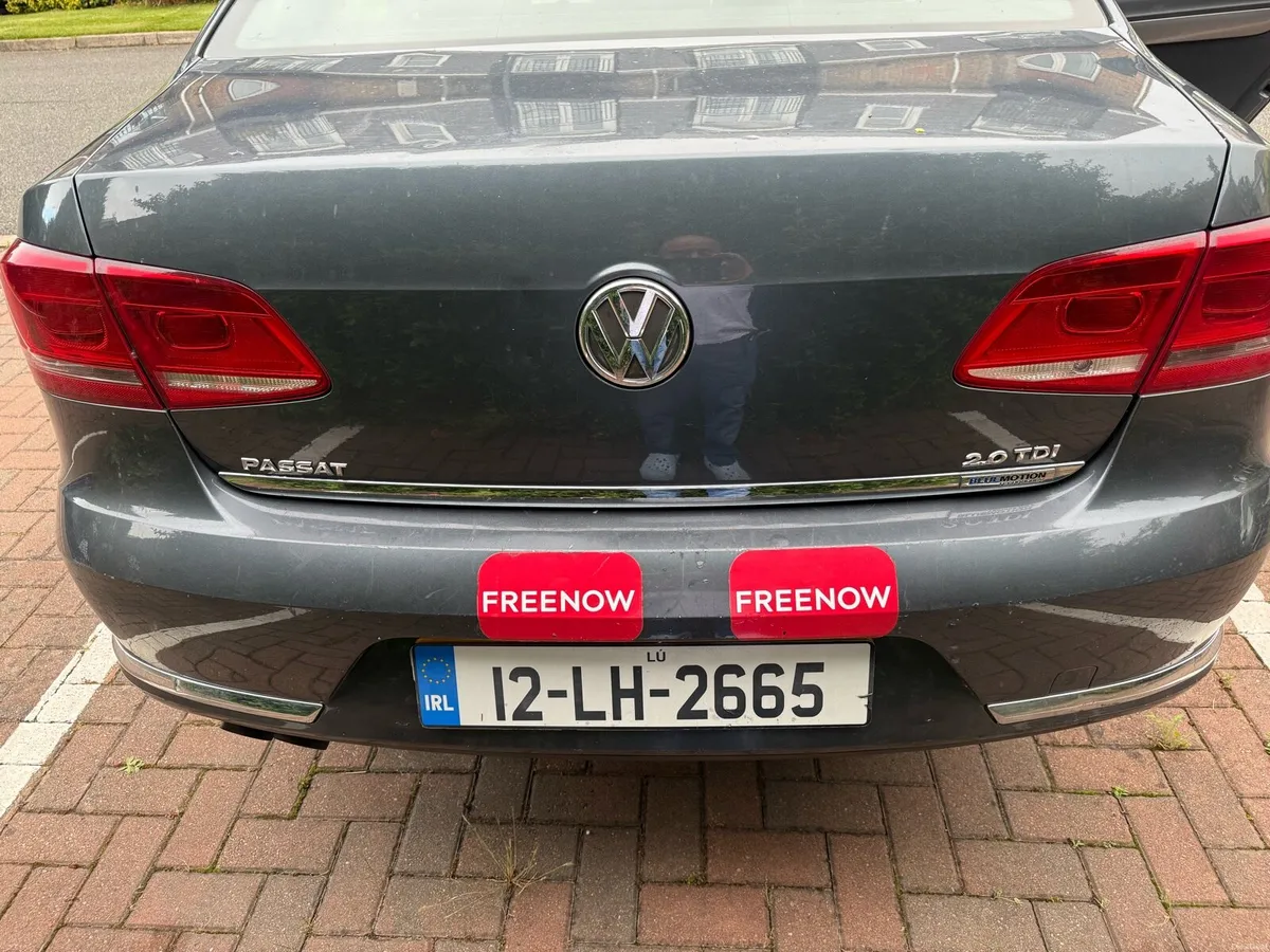 Car - Image 3