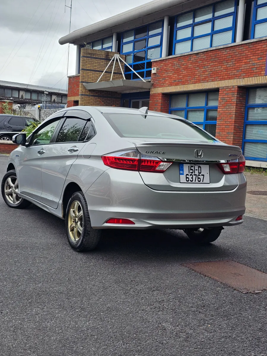Honda Grace  2015 Automatic - Image 4