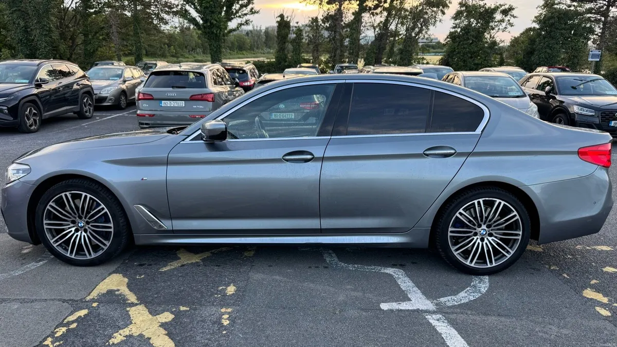Car - Image 3
