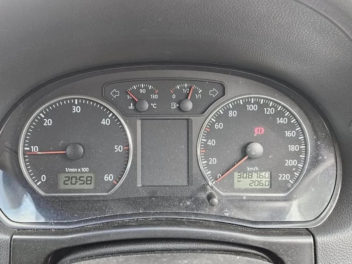 Volkswagen Polo 2009 - Image 3