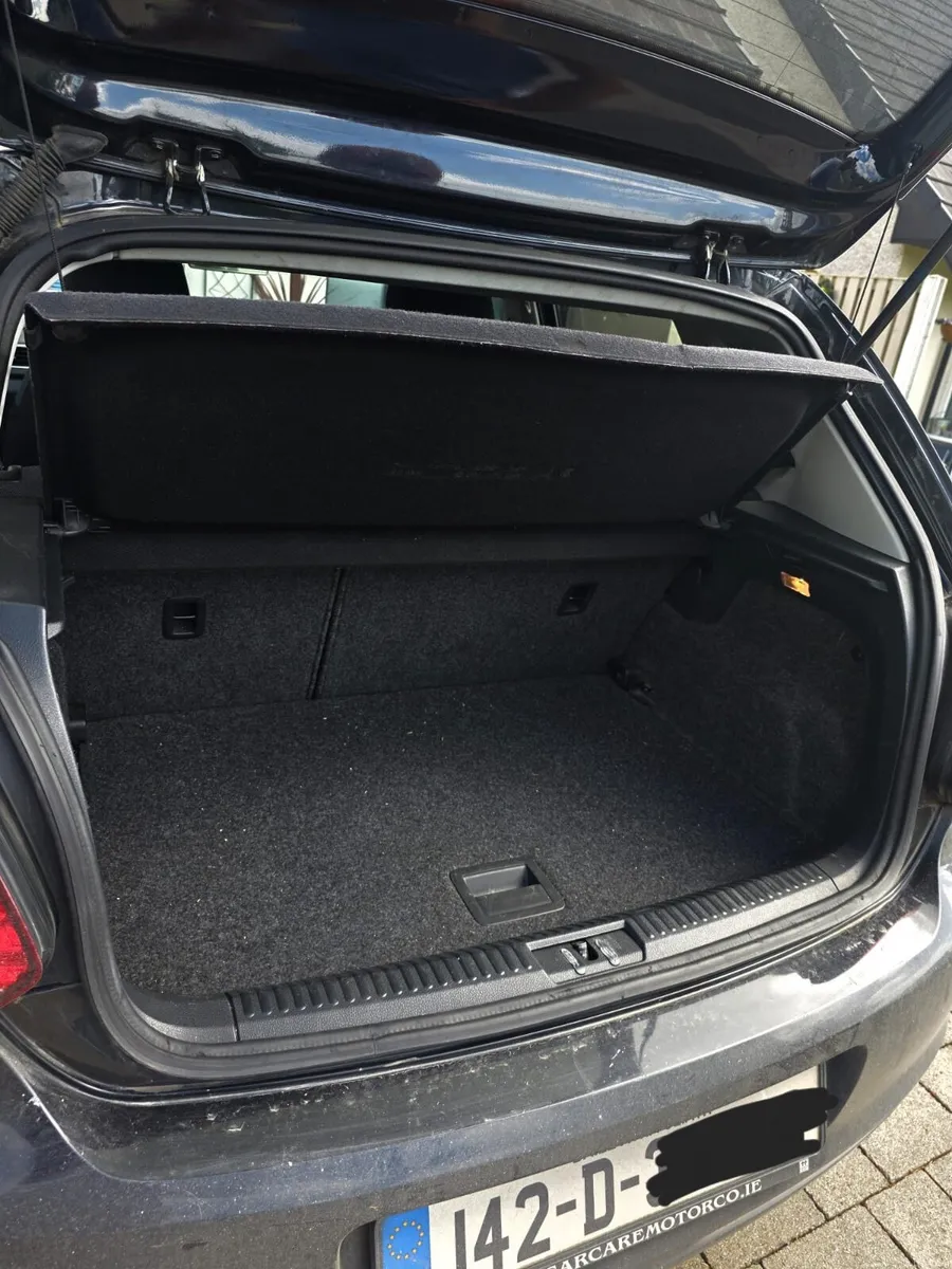 Volkswagon polo - Image 4