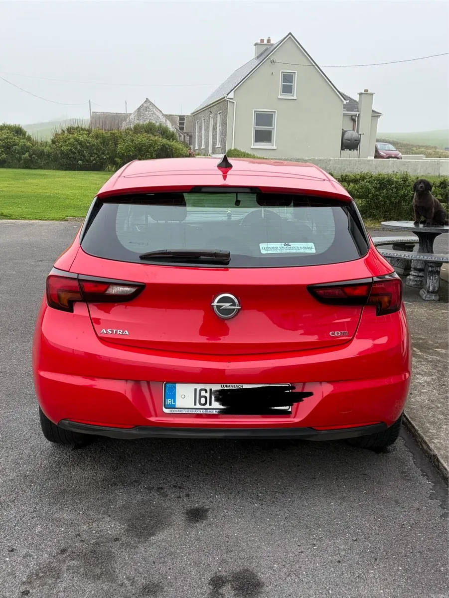 Car - Image 3