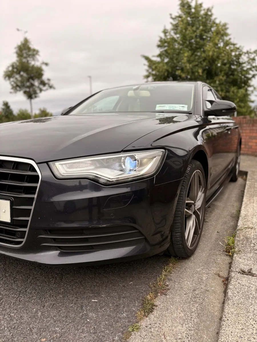 Audi A6 2012 - Image 1