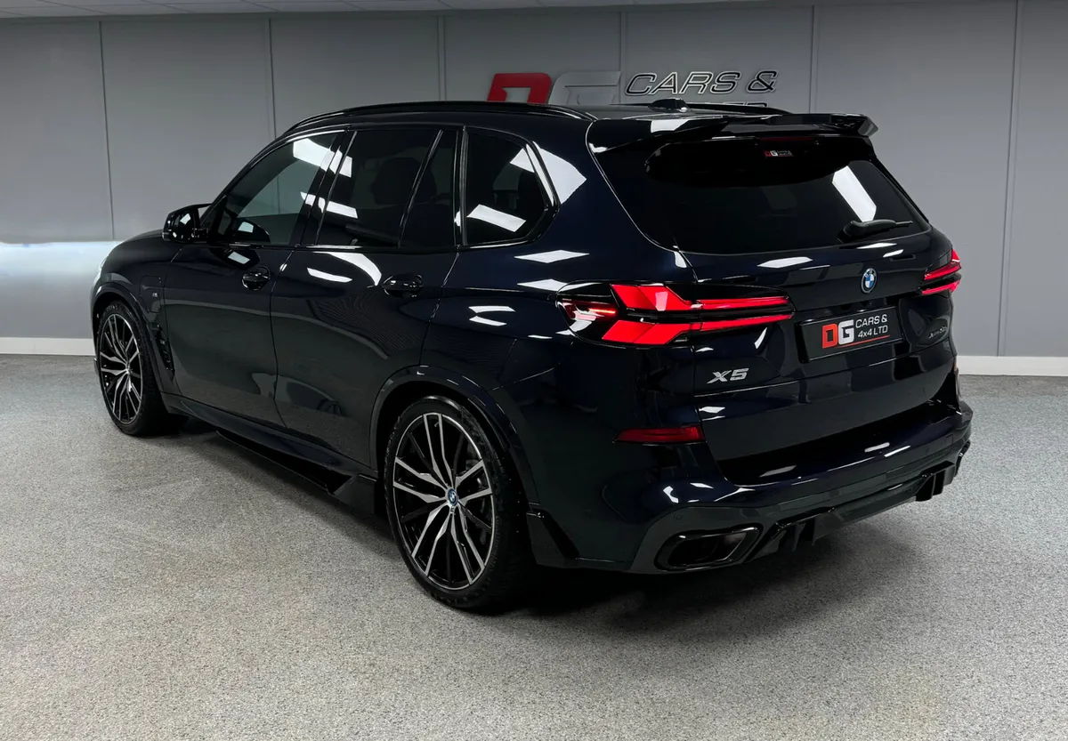 2023 BMW X5 3.0 50E M Sport LCI X Drive Automatic - Image 5