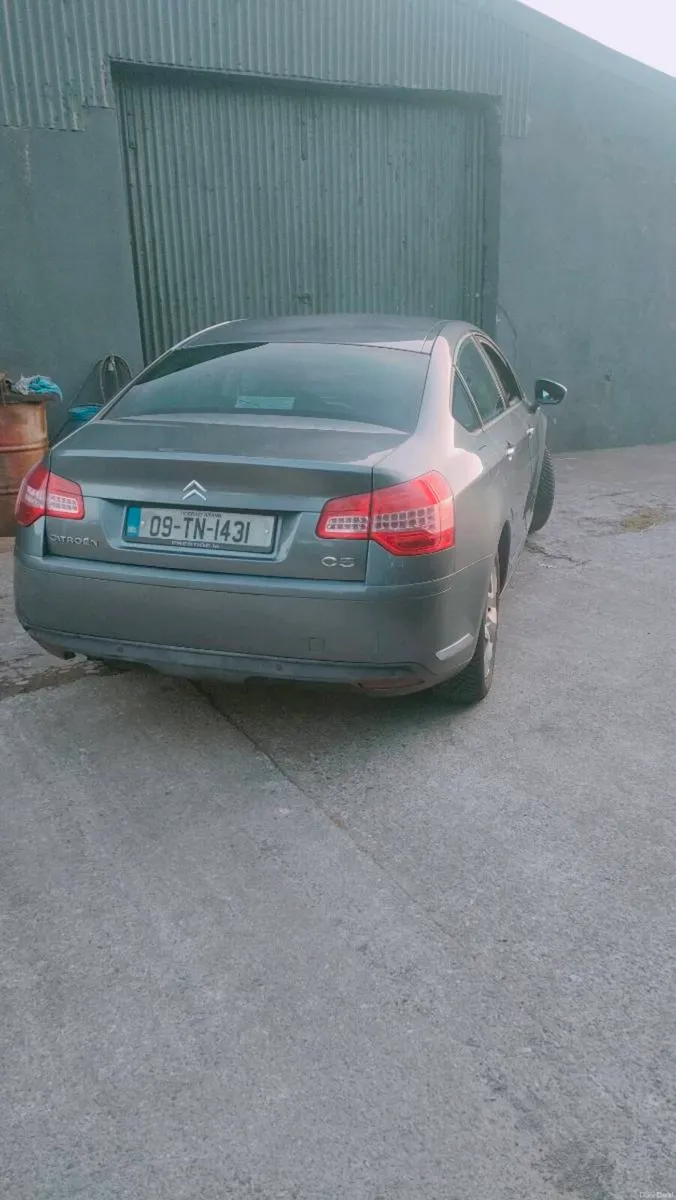 Citroen C5 Diesel Taxed & Test - Image 2