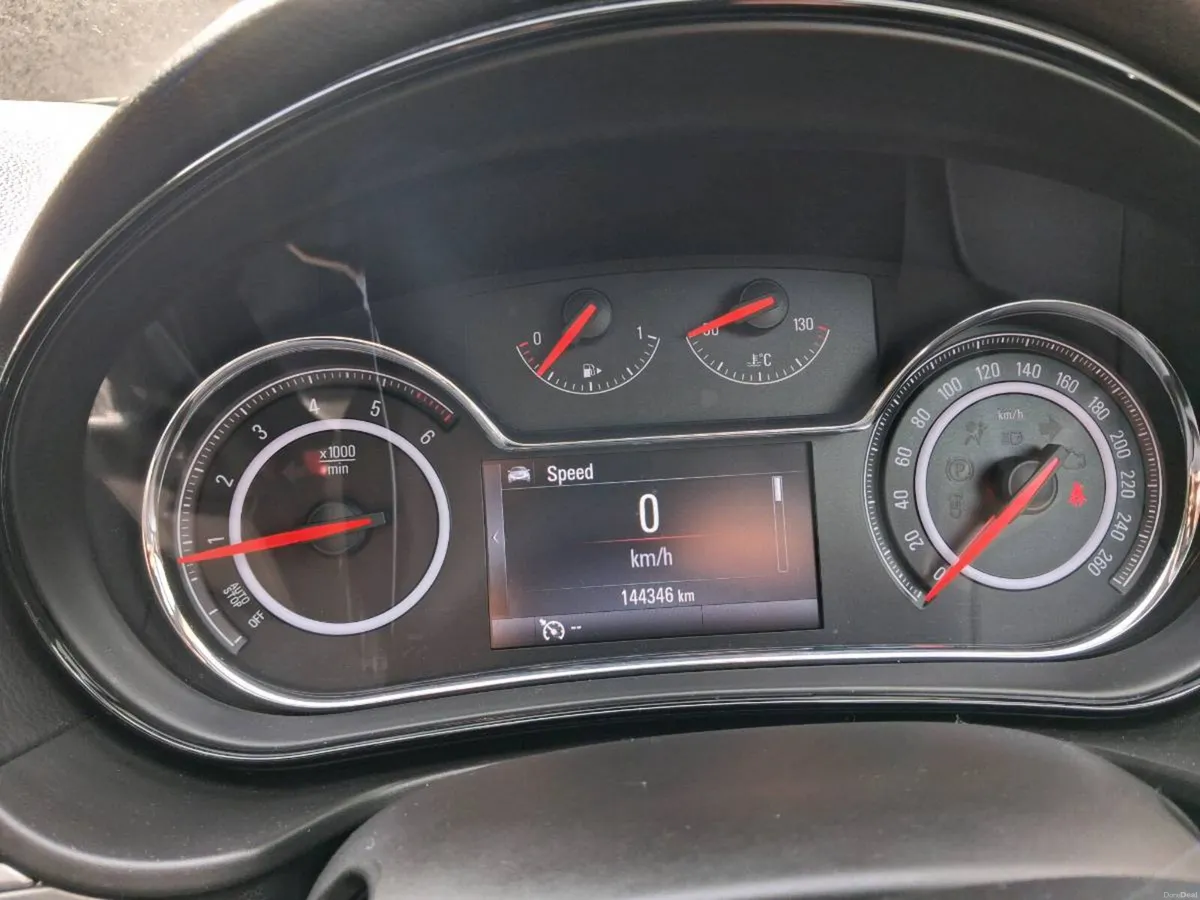 Opel Insignia 1.6 diesel - Image 2