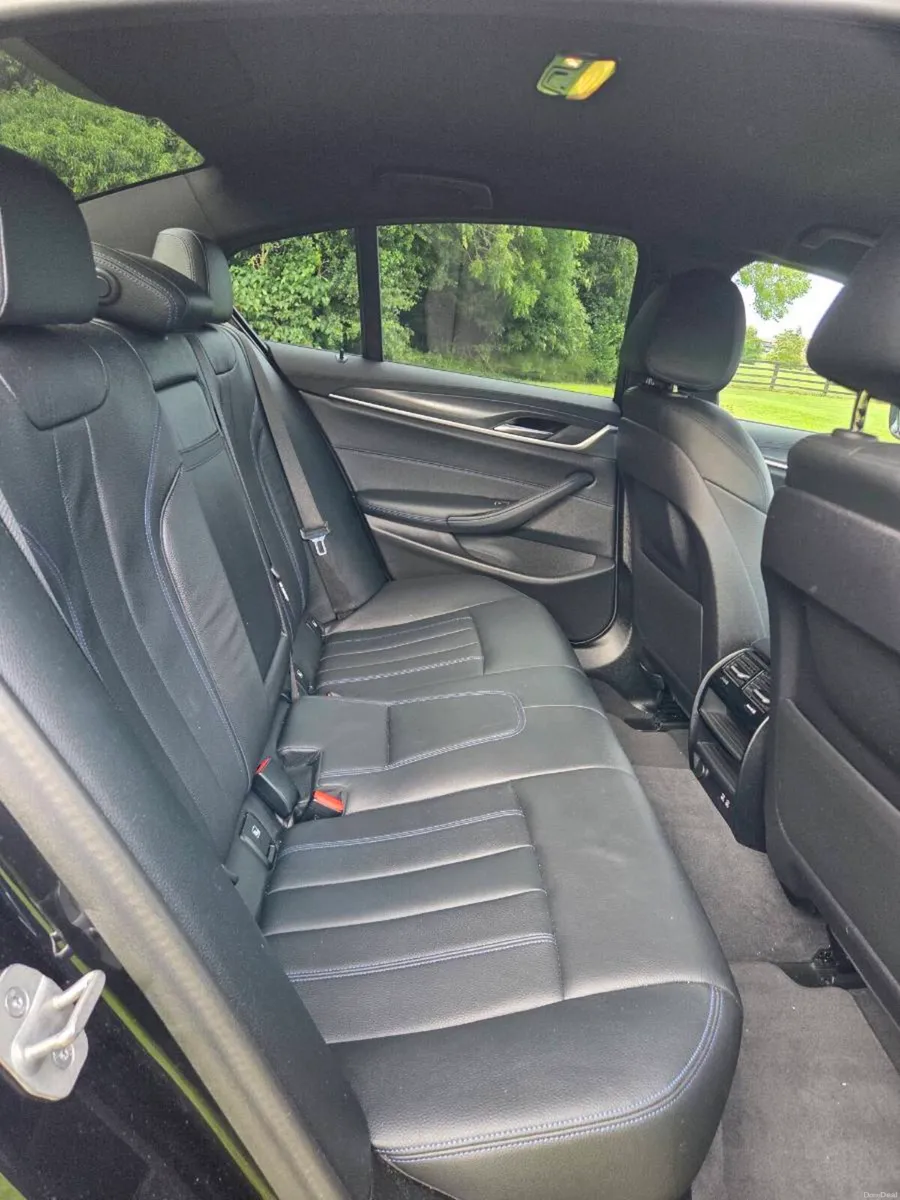 231 BMW 530E MSPORT - Image 3