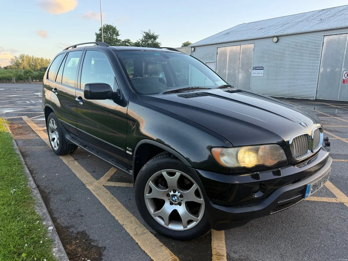 BMW X5 V8 4.4l 2001 - Image 1