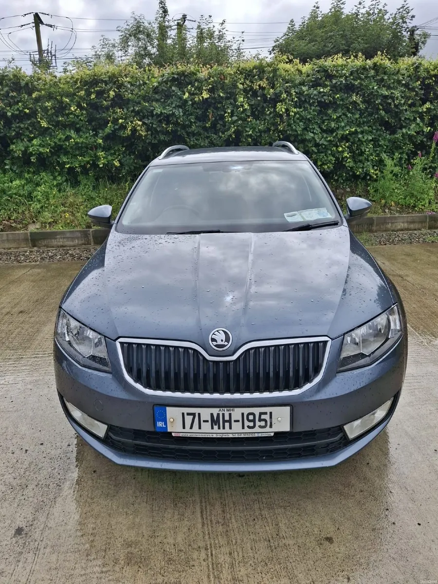 171 Skoda Octavia Combi Style 2.0 TDI 150HP Manual - Image 3