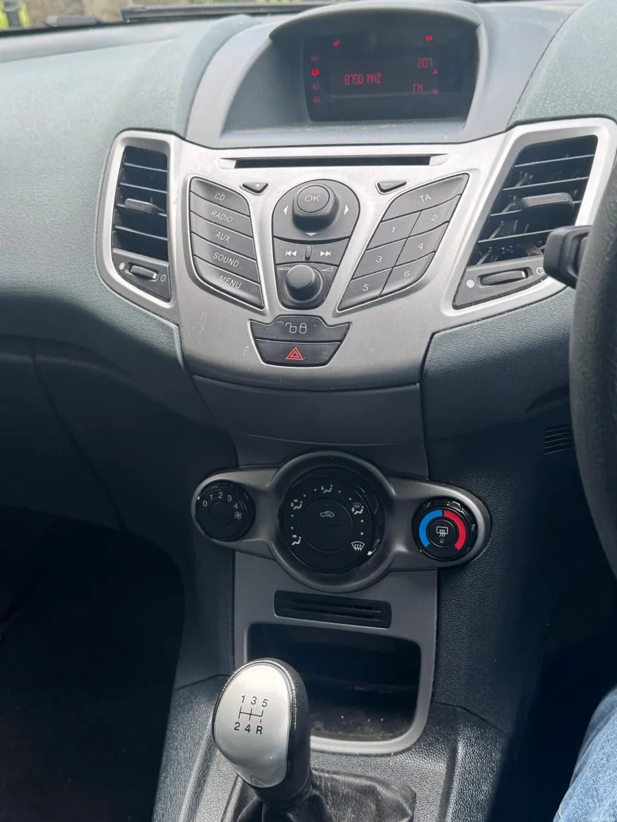 2010 Ford Fiesta Petrol 1.25 NCT TAX - Image 4