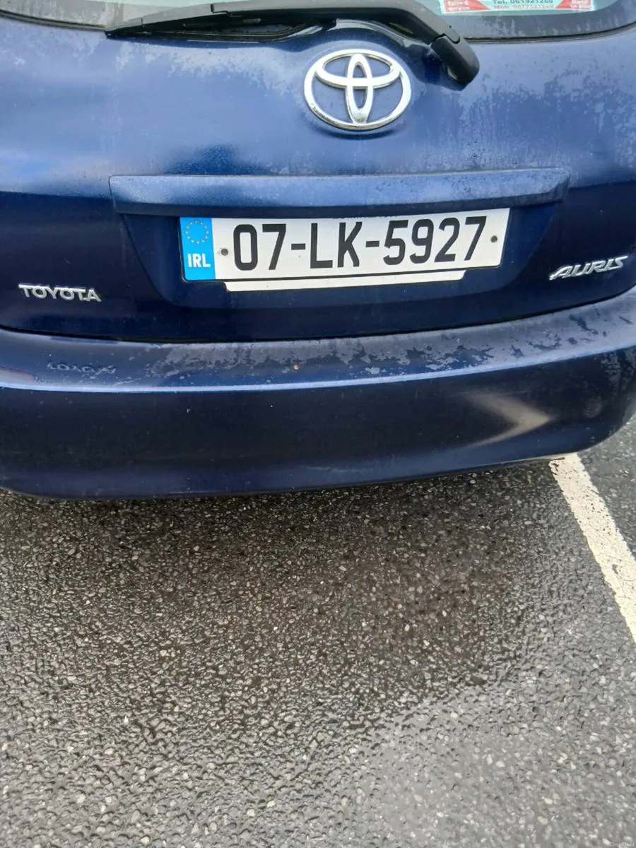 Car - Image 1