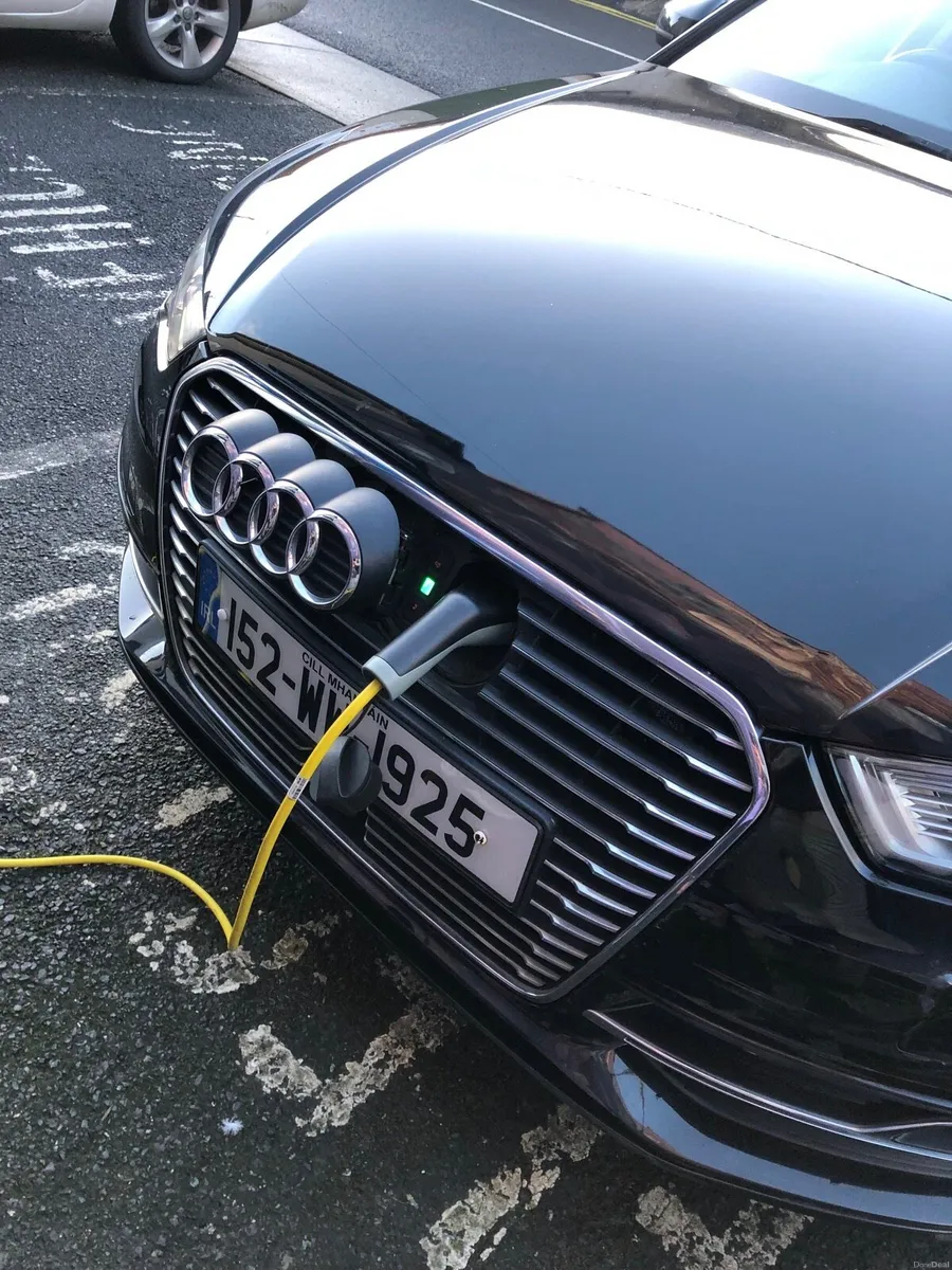 Audi A3 E-Tron - Image 3