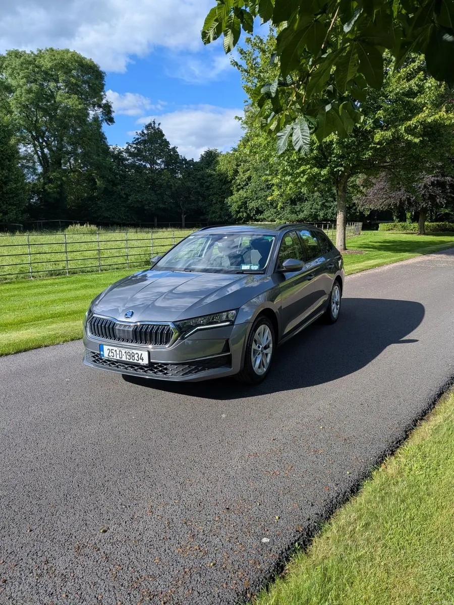 Skoda Octavia 2025 - Image 1