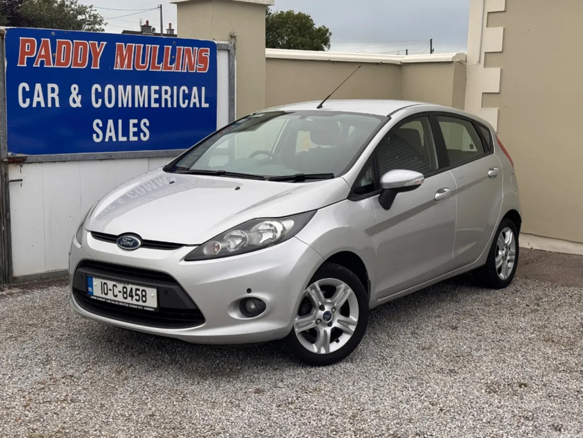 Ford Fiesta STYLE 1.25 82PS 5DR - Image 2