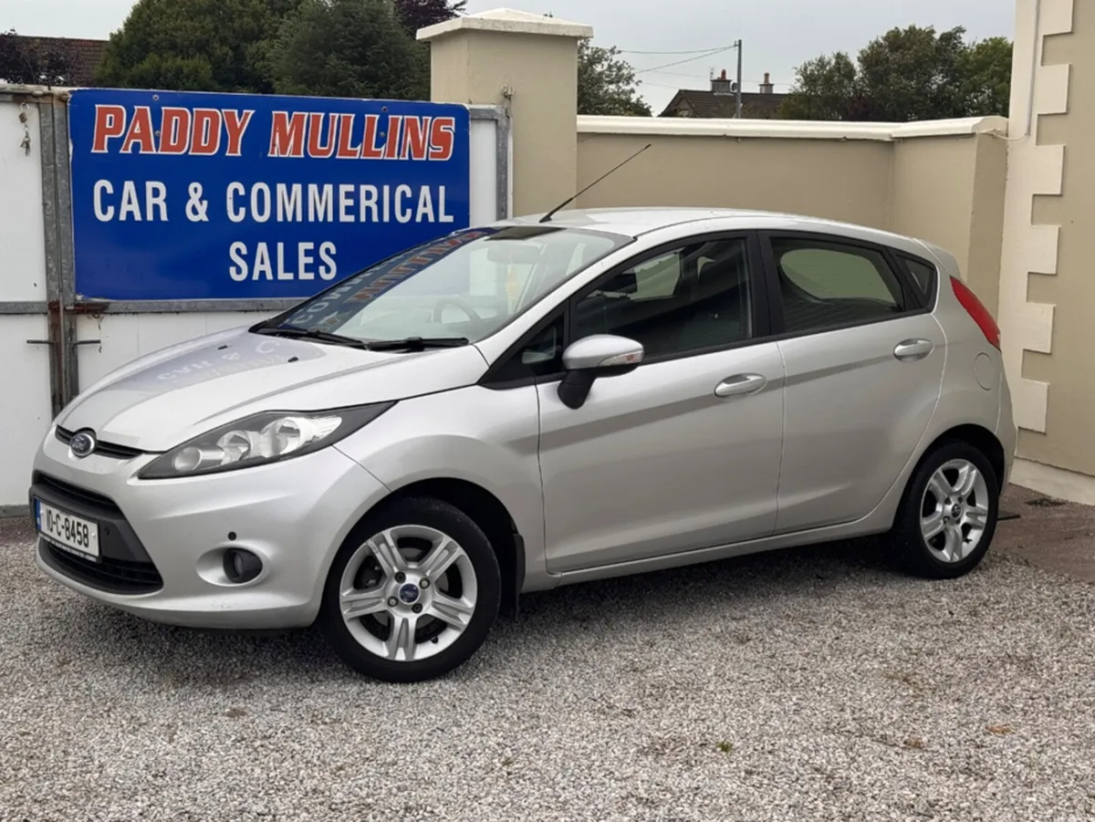 Ford Fiesta STYLE 1.25 82PS 5DR - Image 4
