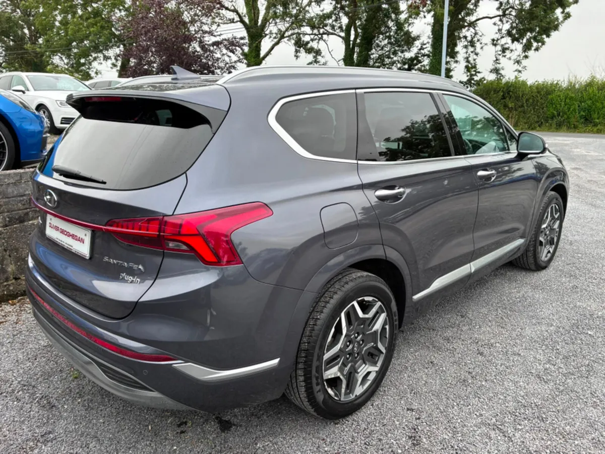 Hyundai Santa Fe 1.6 PHEV PREMIUM AUTO - Image 2