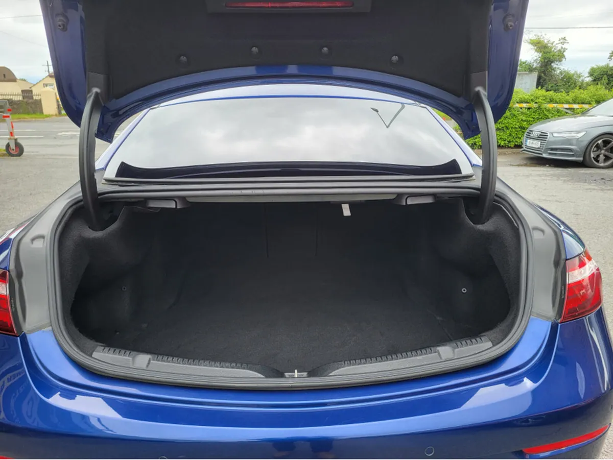 Mercedes-Benz E-Class E220 D AMG LINE PREMIUM 2DR - Image 6