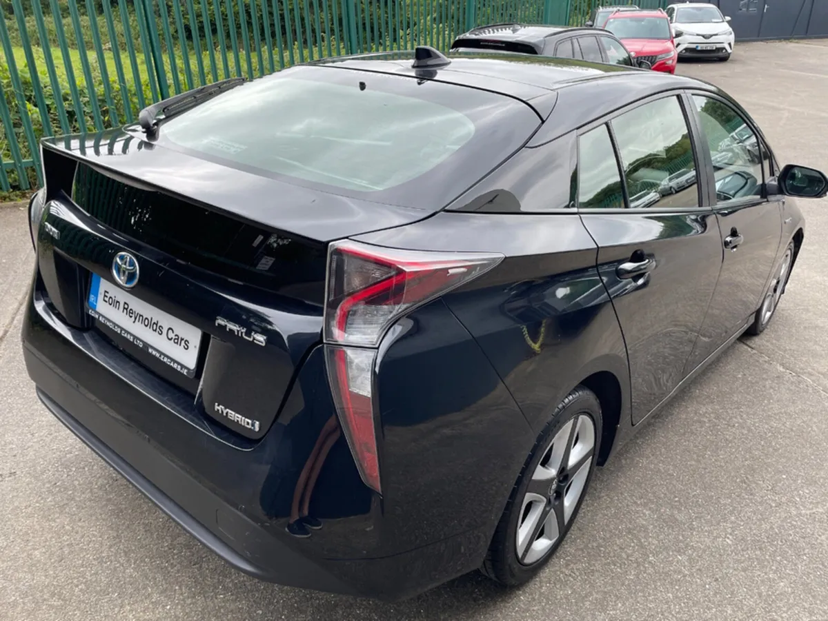Toyota Prius HYBRID LUXURY 4DR AUTO VERY GOOD EXAM - Image 5