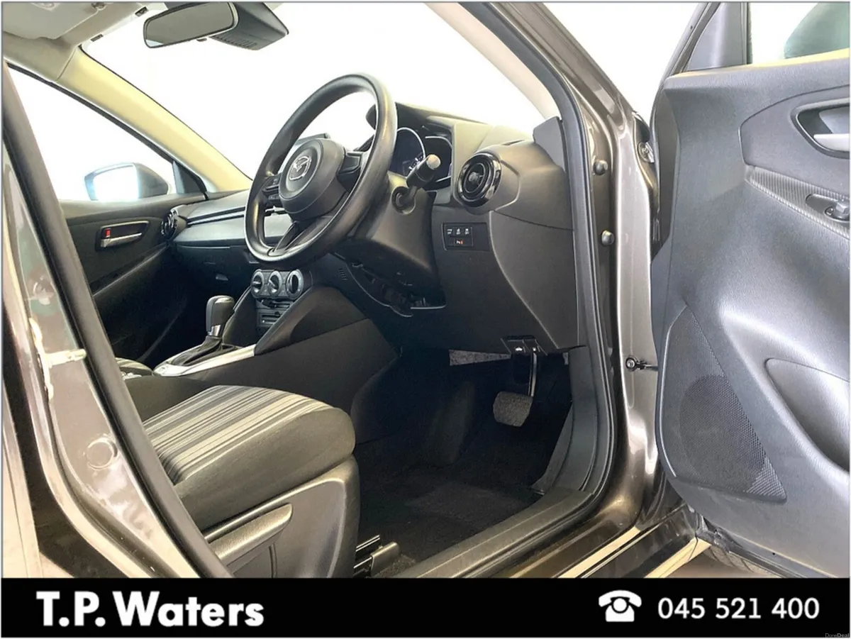 Mazda Mazda2 1.5 AUTOMATIC - REVERSING CAMERA - SA - Image 6