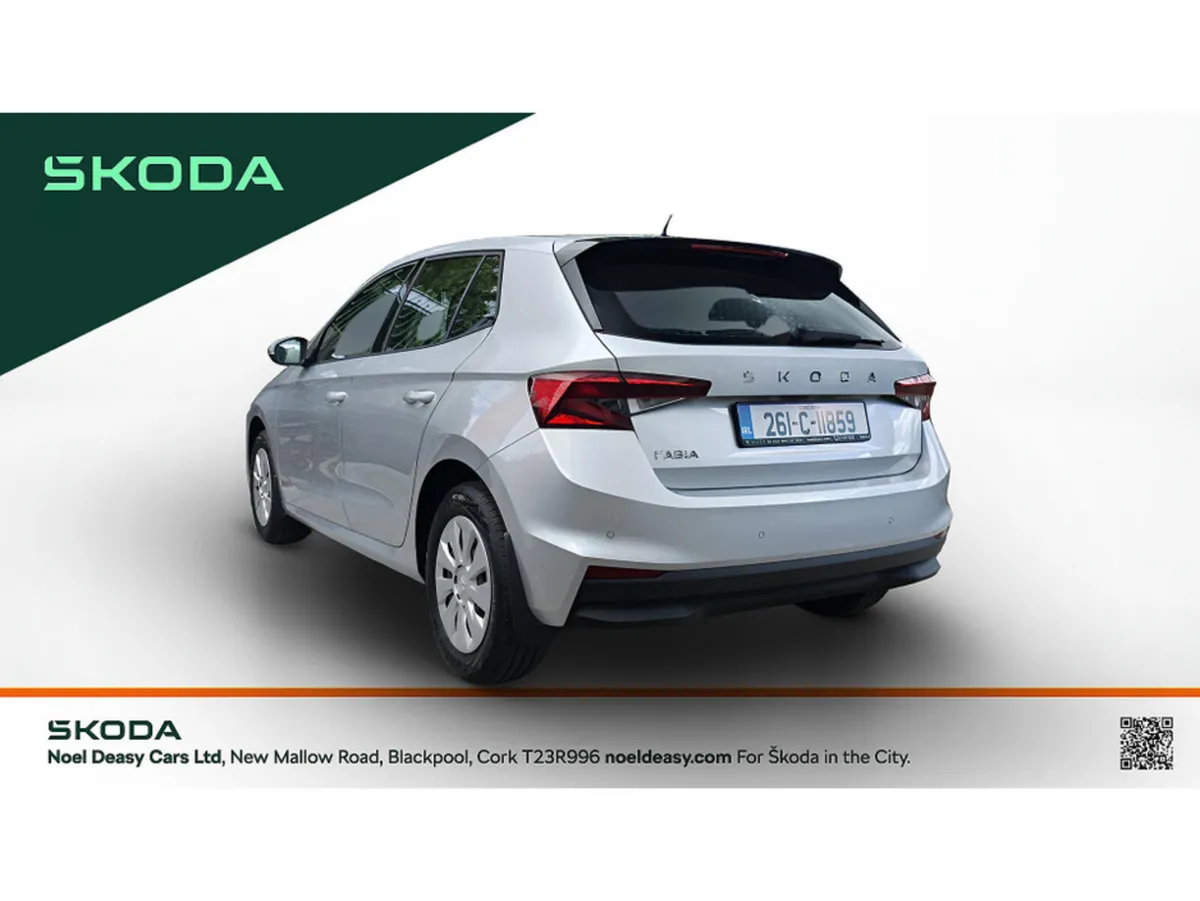 Skoda Fabia ESSENCE 1.0 80 BHP- A/C-PARK ASSIST- S - Image 3