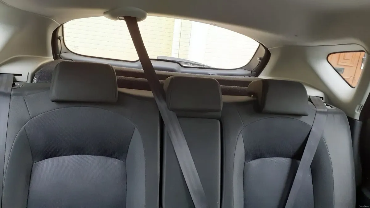 Nissan Qashqai 2011 - Image 5