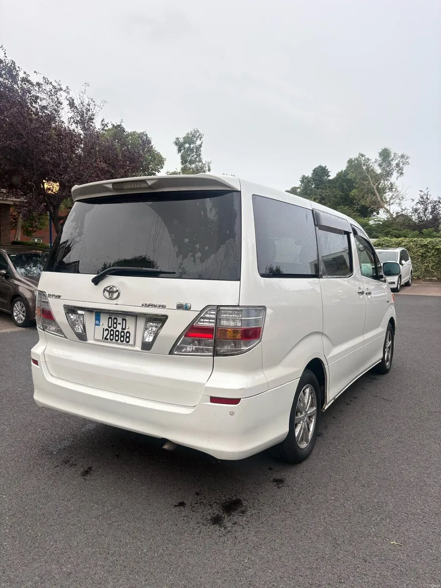 Toyota Alphard Blizzard Hybrid - Image 4