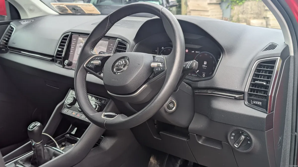 2024 Skoda Karoq 2.0 Diesel SEL - Image 2