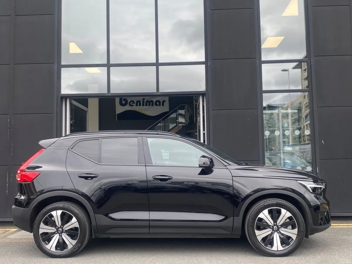 Volvo XC40 Core Recharge Auto EV - Image 4
