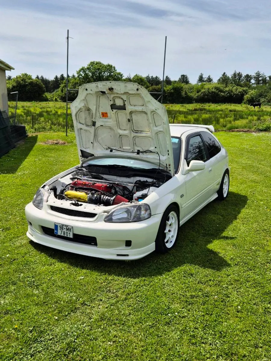 Honda civic ek k24 - Image 1