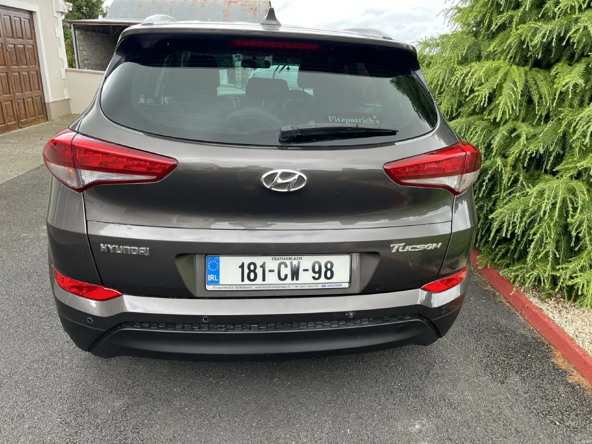 Hyundai Tucson Executive 2018 139808km Diesel - Image 2