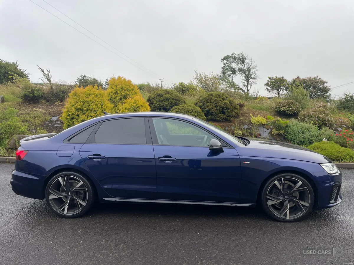 Audi A4 SALOON - Image 3