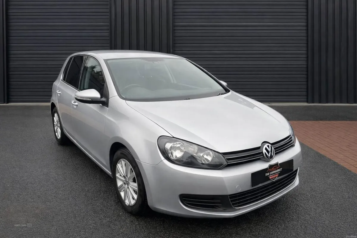 Volkswagen Golf 1.2 TSI Bluemotion Auto 5DR - Image 1