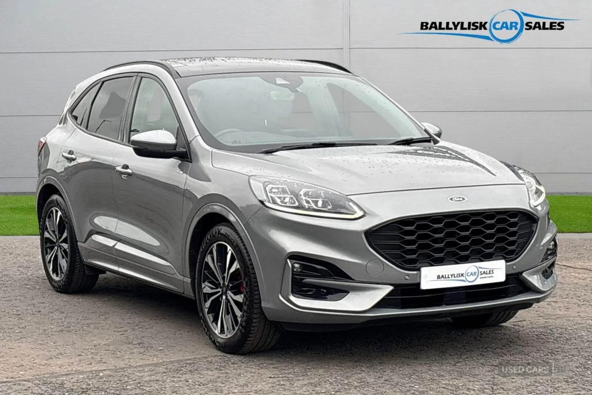 Ford Kuga 2.5h FHEV 190PS ST-Line X Edition in Sol - Image 1