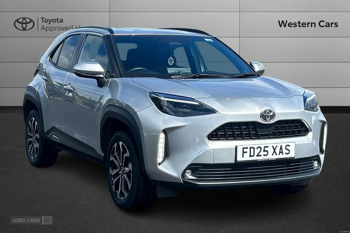 Toyota Yaris Cross 1.5 VVT-h Design E-CVT Euro 6 ( - Image 1
