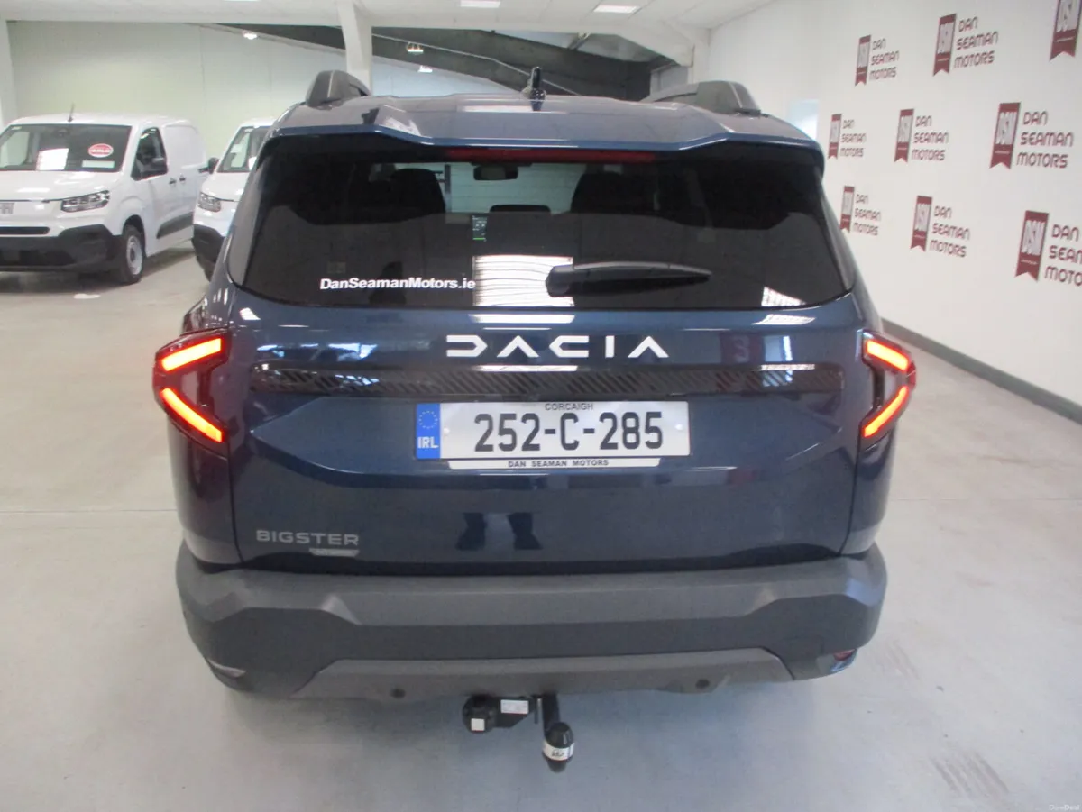 Dacia Bigster Journey HEV 155 2025 - Image 3