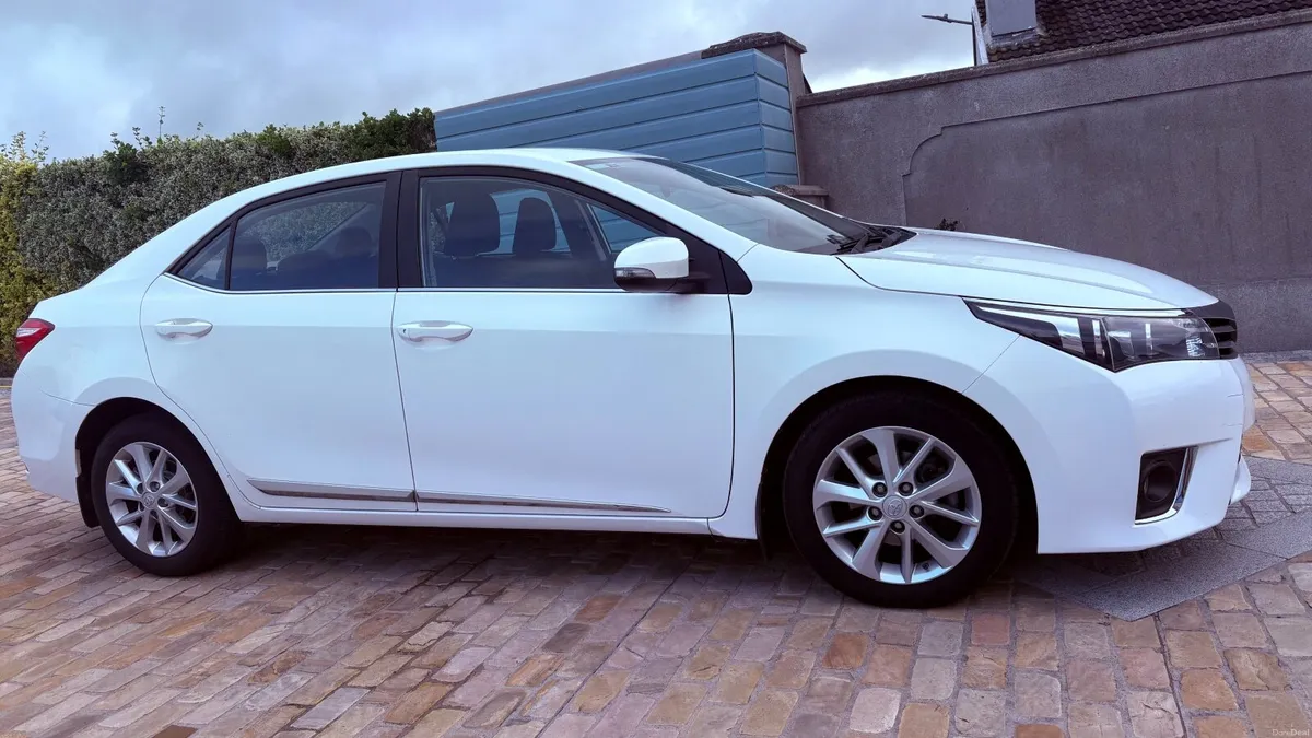 Toyota Corolla 2016 - Image 1