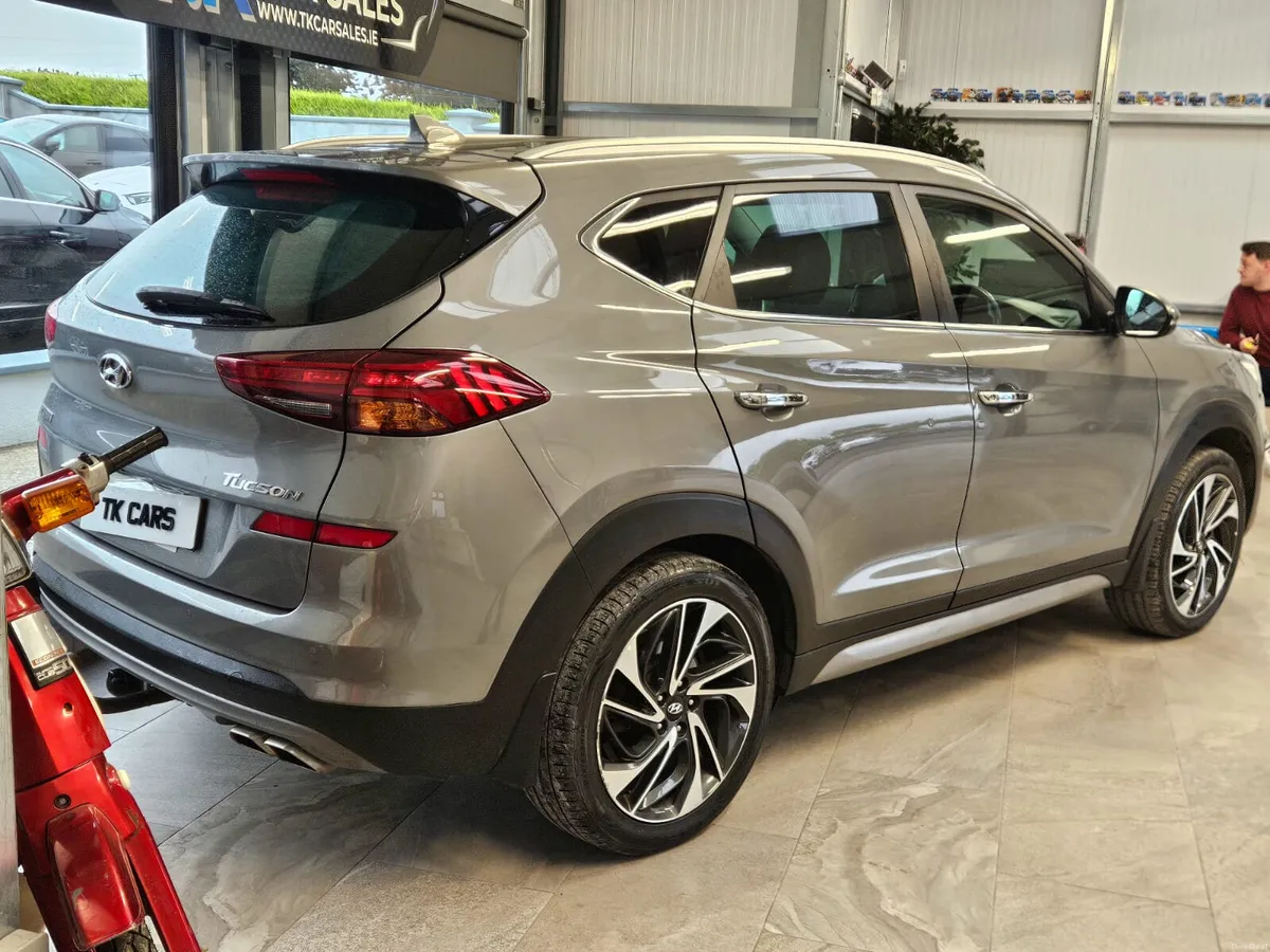 201 HYUNDAI TUCSON EXECUTIVE PLUS DIESEL - Image 2