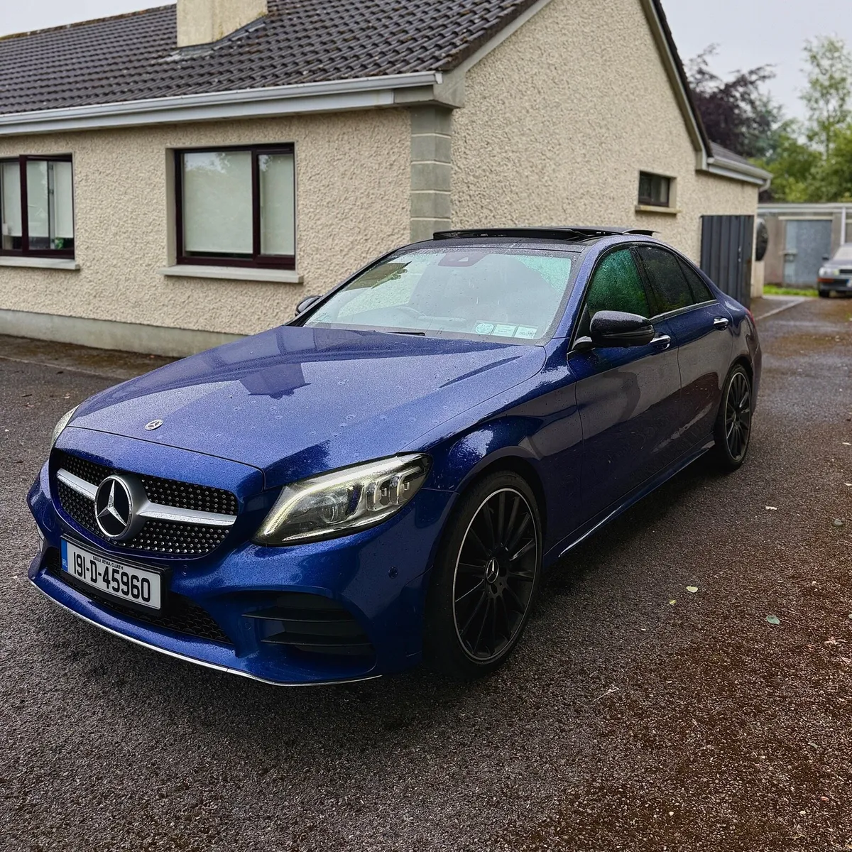 Mercedes C300 Avantgarde Premium Plus - Image 3
